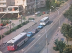 Autobuze UD112 si TV20 pe Bulevardul Bucuresti (1978-1979). <br />\r\nFotografie primita prin amabilitatea d-lui Ioan Covaci